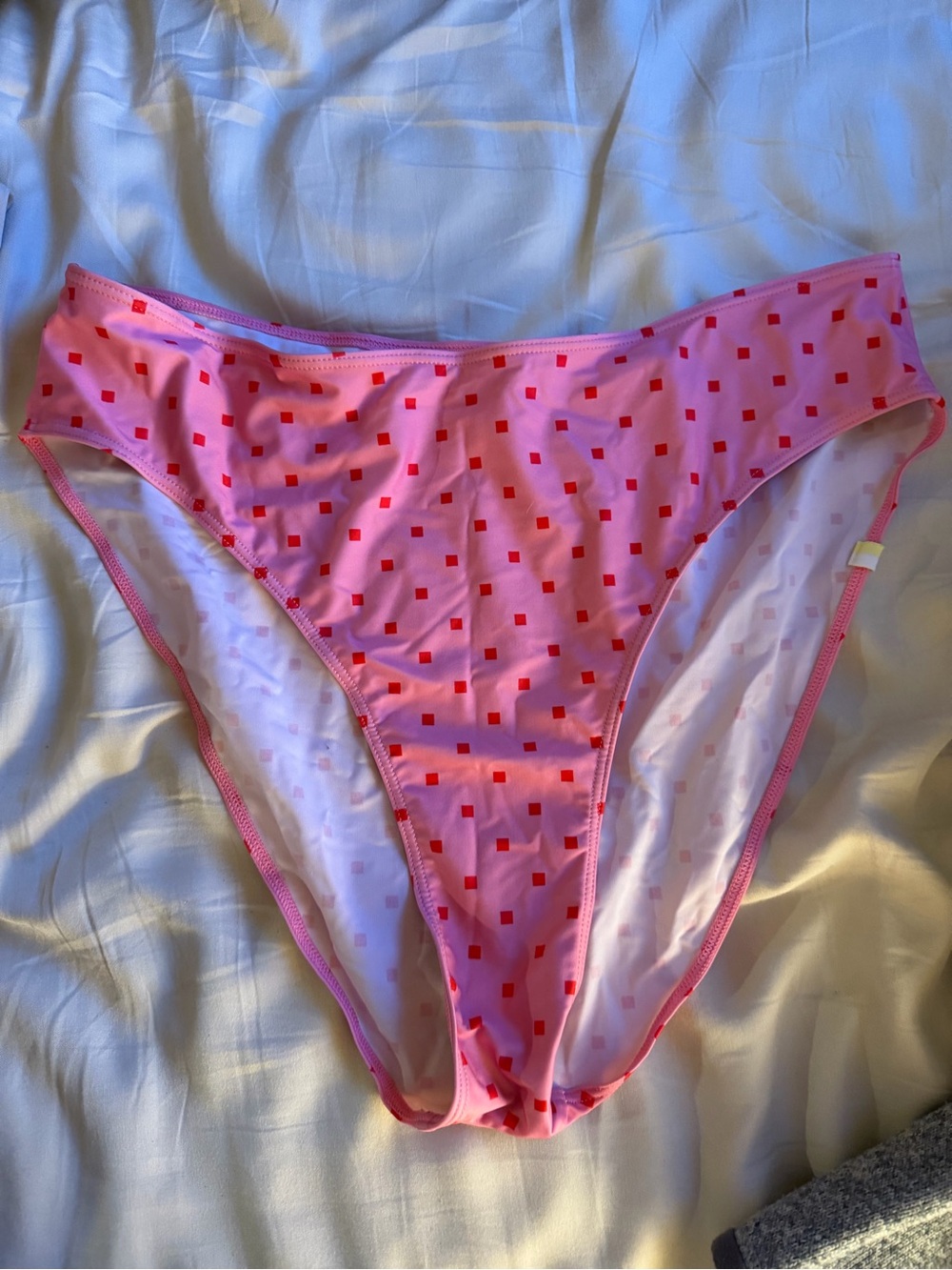 Summer salt Pink High-Cut Bikini Bottoms with Red Square Print